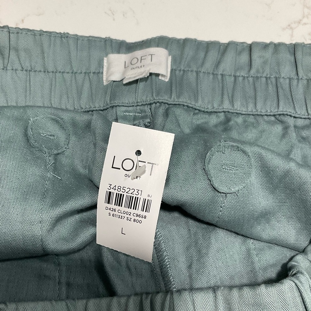 LOFT Sea-foam Green Paper-bag Chino Large NWT - Picture 4 of 5